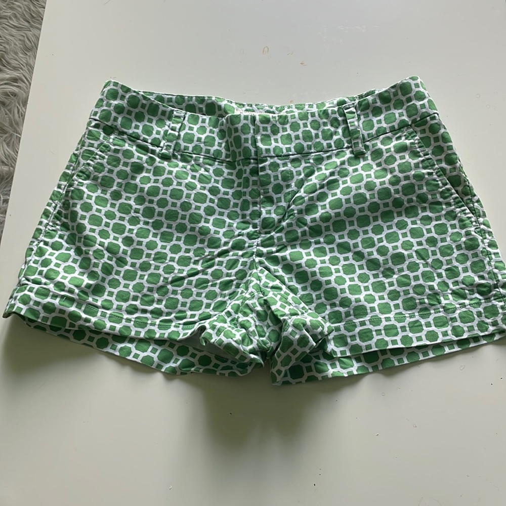 Like new patterned Banana Republic shorts
